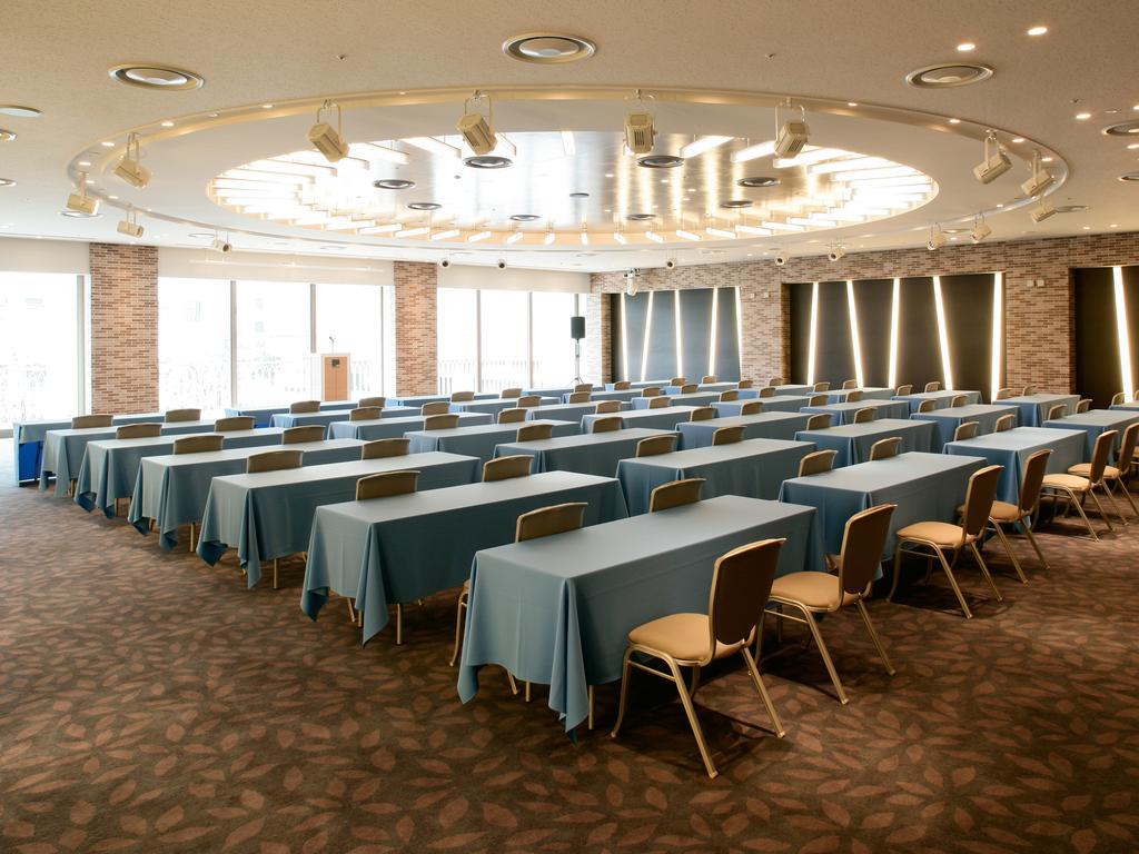 City Plaza Osaka Exterior photo